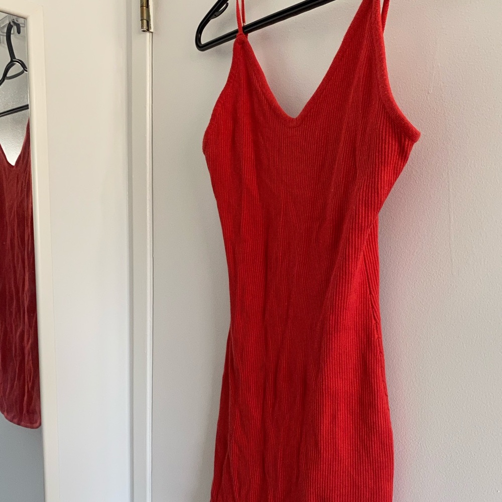 Dress - Picture 3 of 3